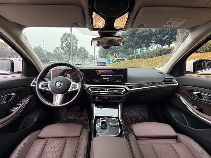 Фото 11 - BMW i3