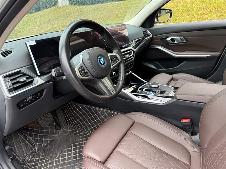 Фото 7 - BMW i3