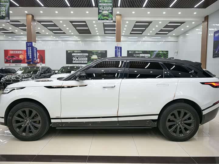 Фото 16 - Land Rover Range Rover Velar