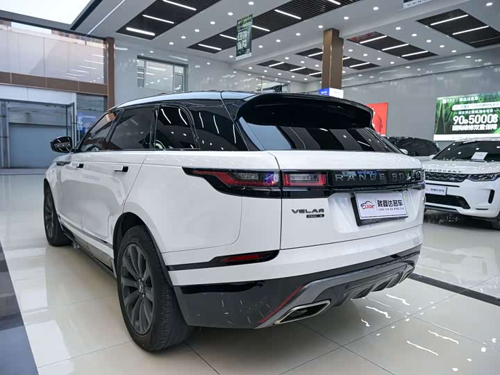 Фото 17 - Land Rover Range Rover Velar