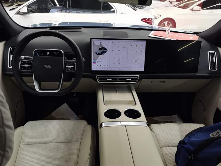 Фото 10 - LiXiang L7