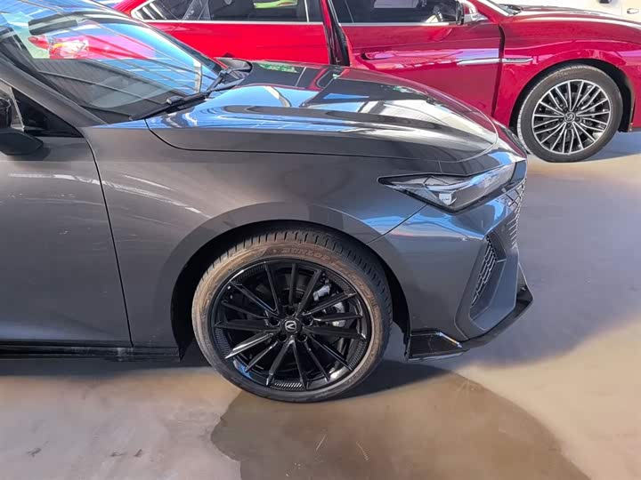 Фото 11 - Changan UNI-V