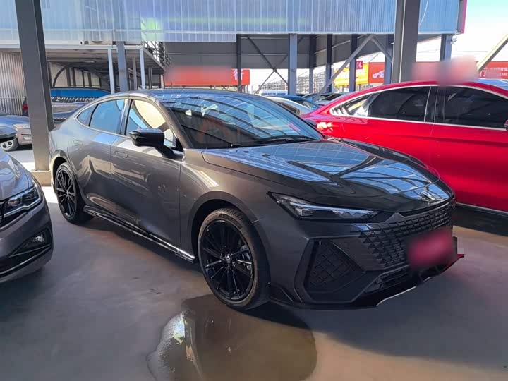 Фото 5 - Changan UNI-V