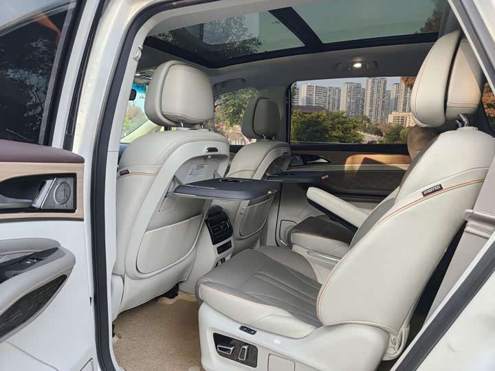 Фото 11 - Dongfeng Forthing Yacht