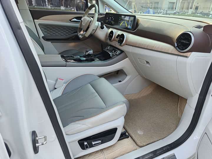 Фото 15 - Dongfeng Forthing Yacht