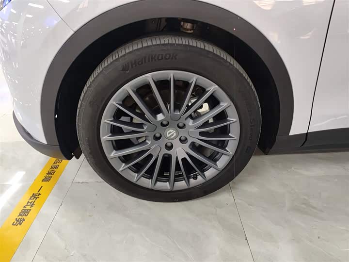 Фото 23 - Leapmotor C11