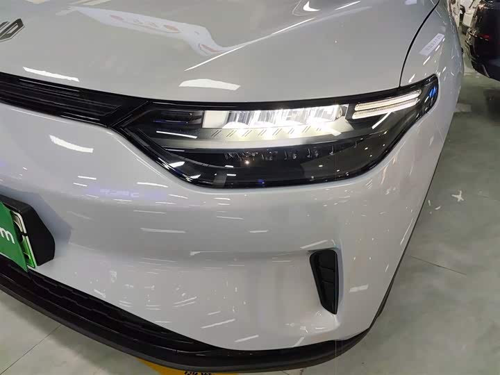 Фото 24 - Leapmotor C11