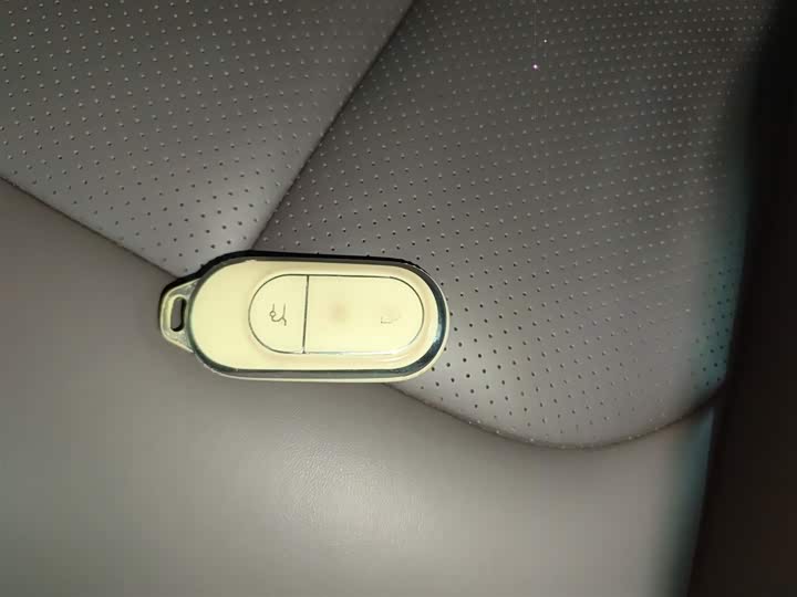 Фото 9 - Leapmotor C11