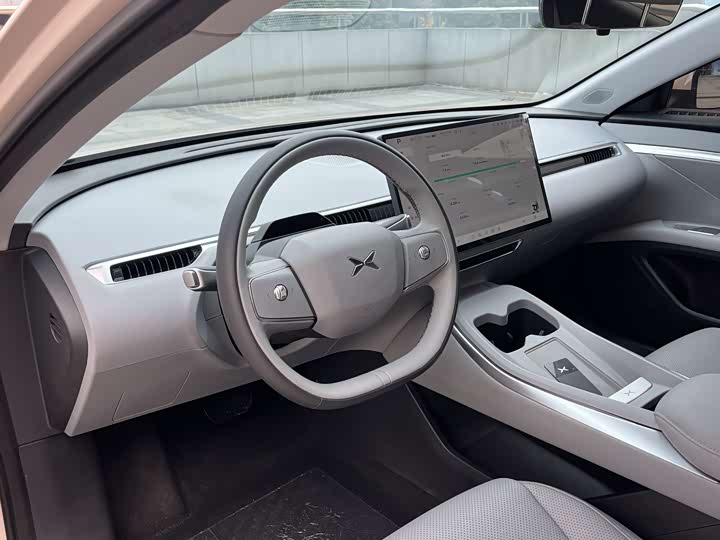 Фото 16 - XPeng Mona M03