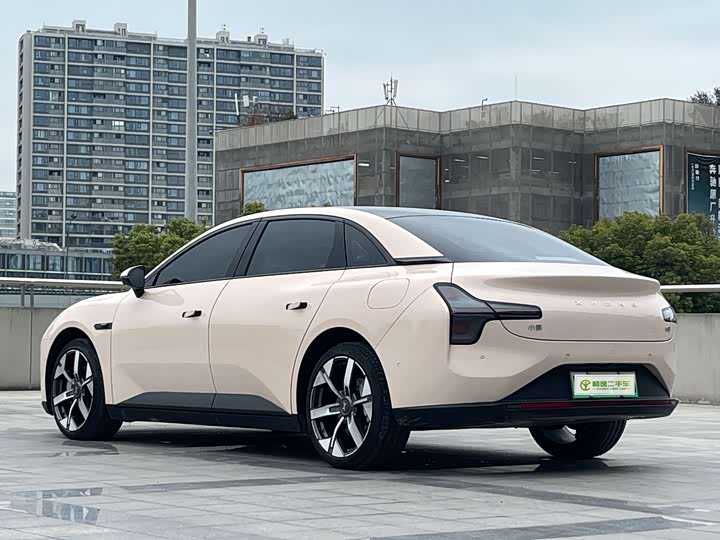 Фото 5 - XPeng Mona M03