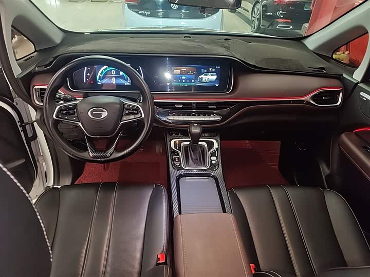 Фото 10 - GAC Trumpchi M6