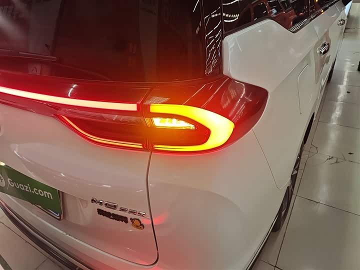 Фото 8 - GAC Trumpchi M6