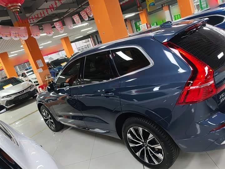 Фото 5 - Volvo XC60
