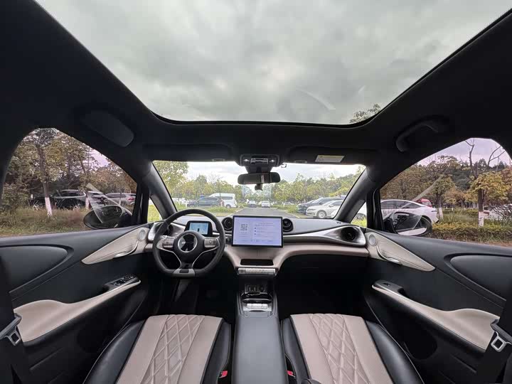 Фото 18 - BYD Dolphin