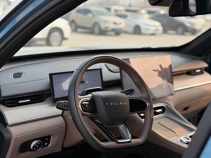 Фото 10 - Chery Tiggo 8 Plus C-DM