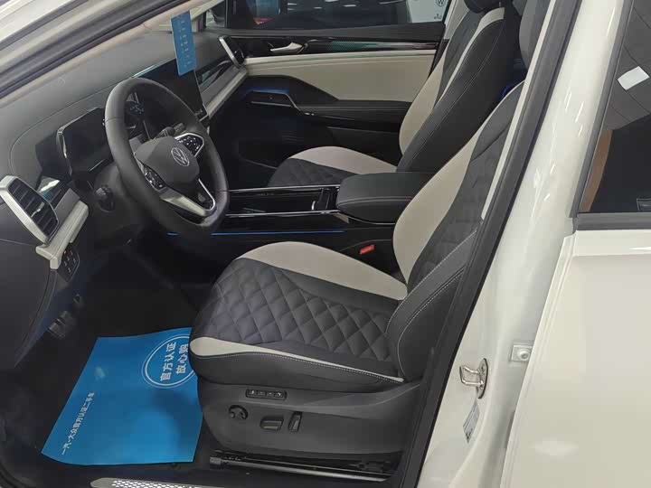 Фото 17 - Volkswagen ID.6 Crozz