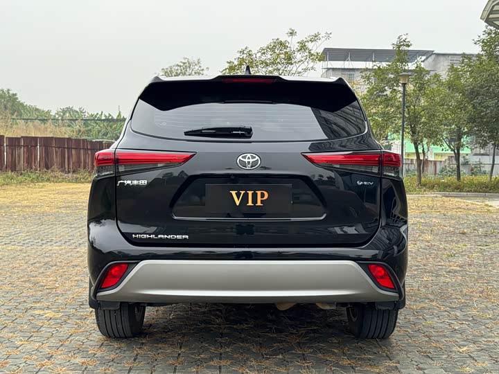 Фото 5 - Toyota Highlander