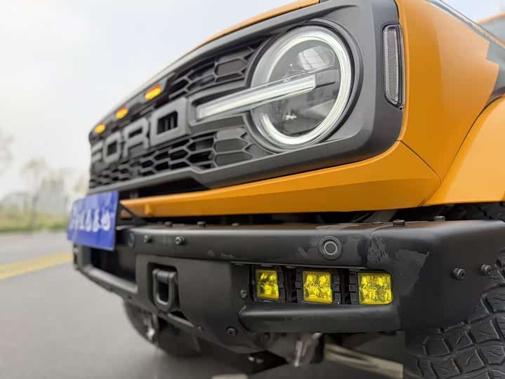 Фото 20 - Ford Bronco