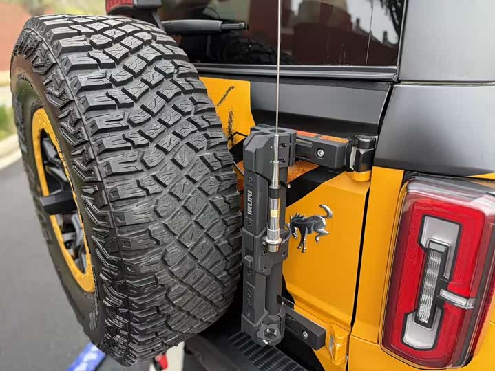 Фото 21 - Ford Bronco