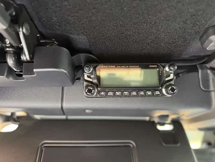 Фото 22 - Ford Bronco