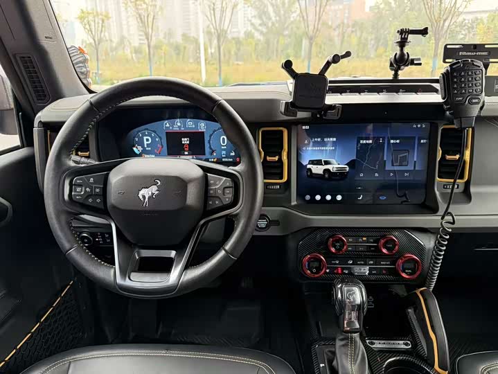 Фото 4 - Ford Bronco