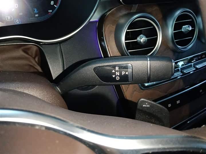 Фото 14 - Mercedes-Benz GLC-Class