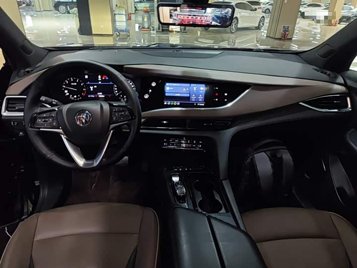 Фото 10 - Buick Enclave