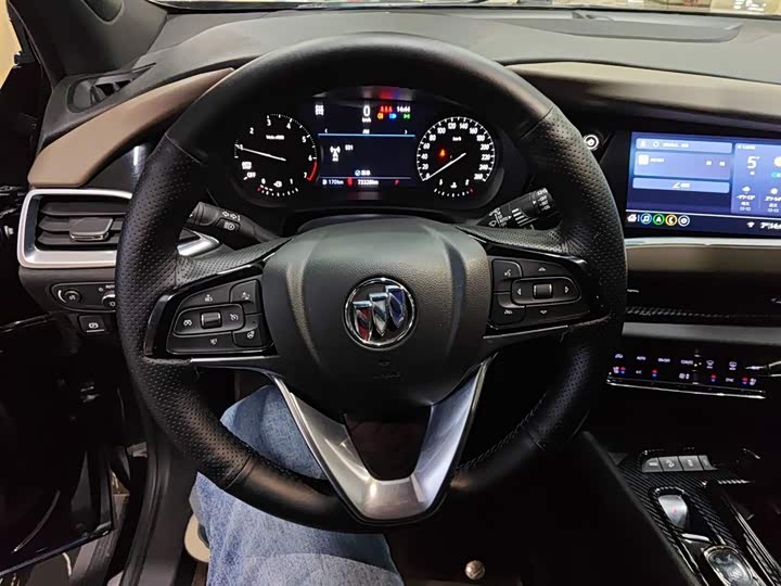 Фото 11 - Buick Enclave