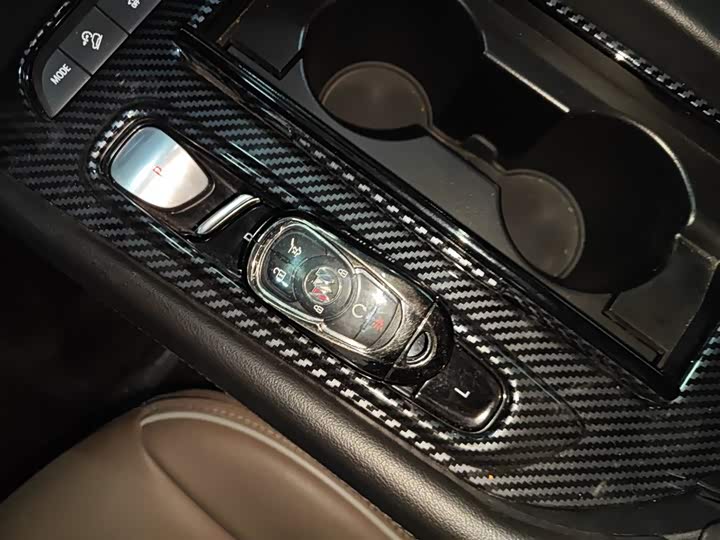 Фото 9 - Buick Enclave