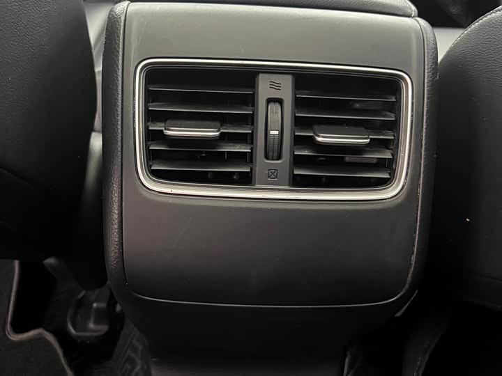 Фото 15 - Honda Inspire