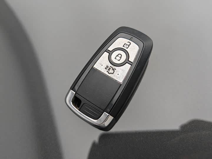 Фото 28 - Lincoln Z (Zephyr)