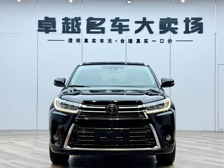 Фото 1 - Toyota Highlander