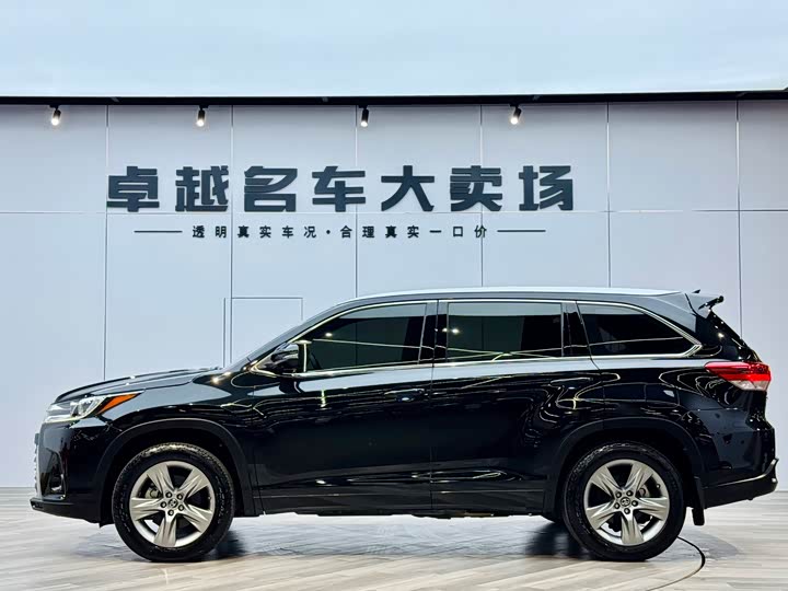 Фото 13 - Toyota Highlander