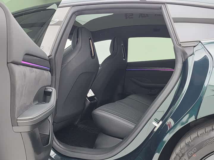 Фото 10 - Geely Jiyue 07