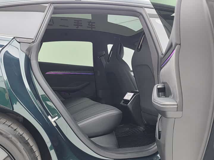 Фото 11 - Geely Jiyue 07