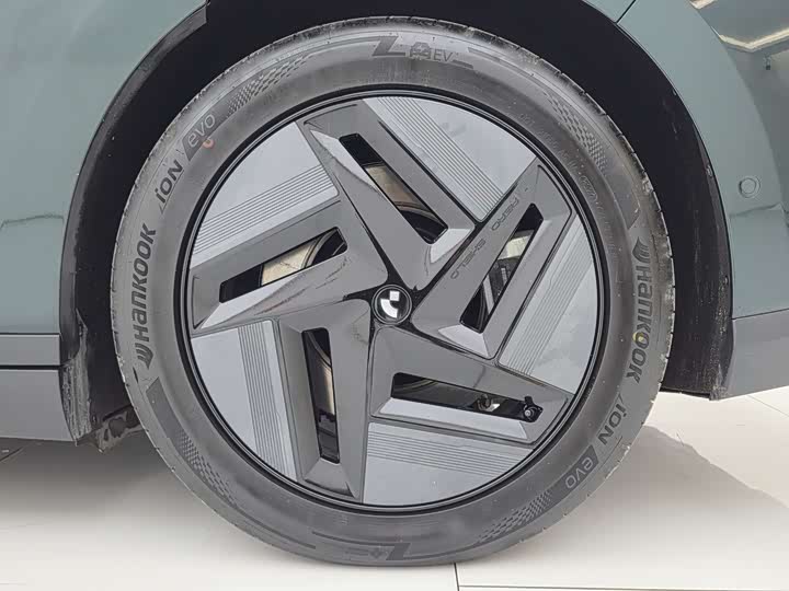 Фото 21 - Geely Jiyue 07