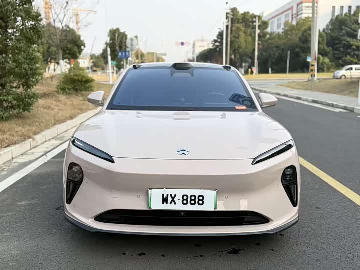 Фото 2 - Nio ET5