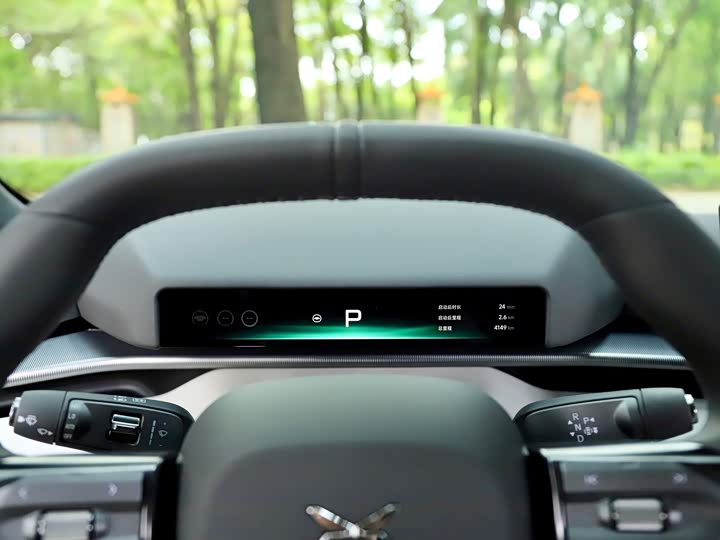 Фото 18 - XPeng P7