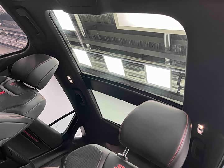 Фото 10 - Ford Mondeo