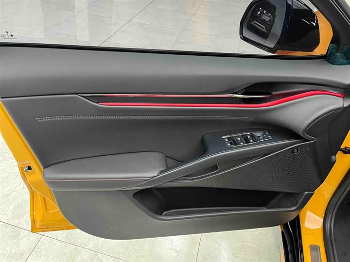 Фото 11 - Ford Mondeo