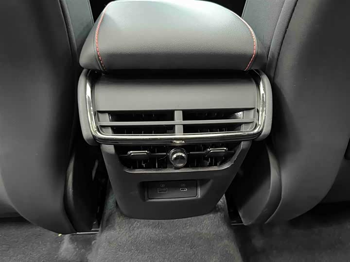 Фото 16 - Ford Mondeo