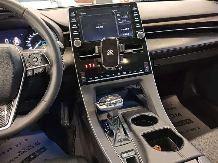 Фото 13 - Toyota Avalon