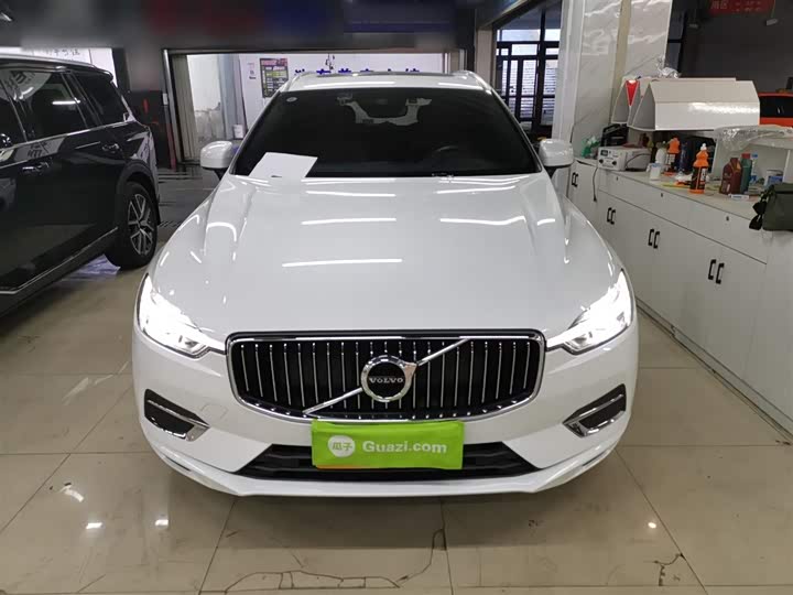 Фото 3 - Volvo XC60