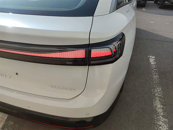 Фото 8 - Volkswagen ID.7 Vizzion