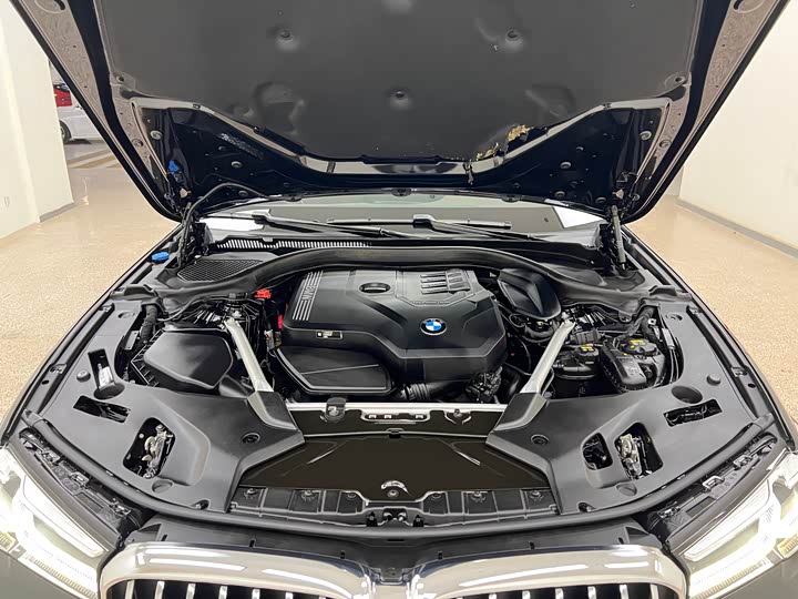 Фото 36 - BMW 5 Series