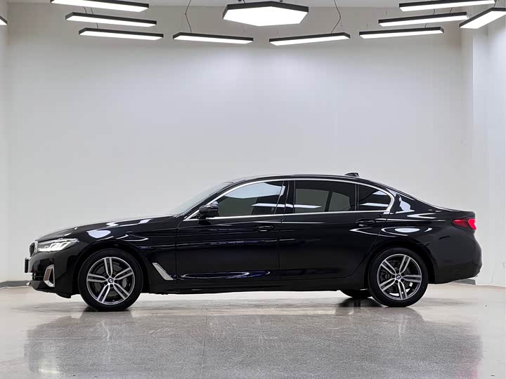 Фото 4 - BMW 5 Series