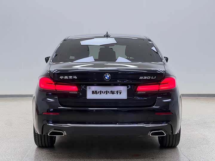 Фото 6 - BMW 5 Series