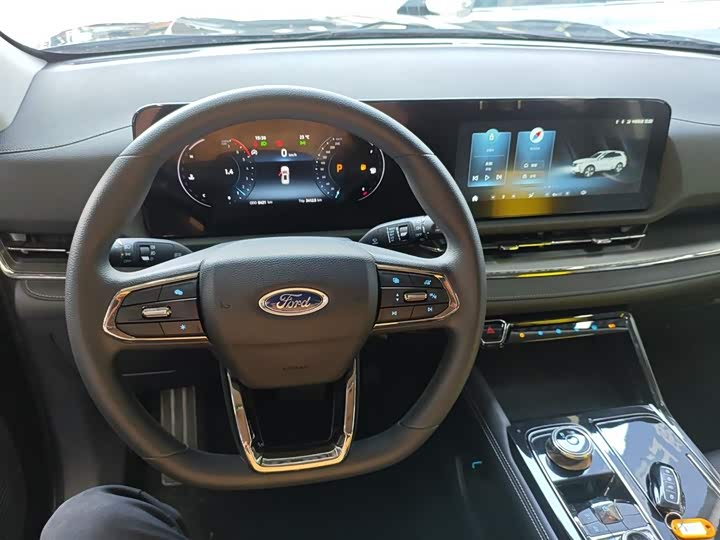 Фото 10 - Ford Equator Sport