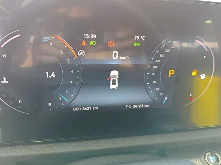 Фото 12 - Ford Equator Sport