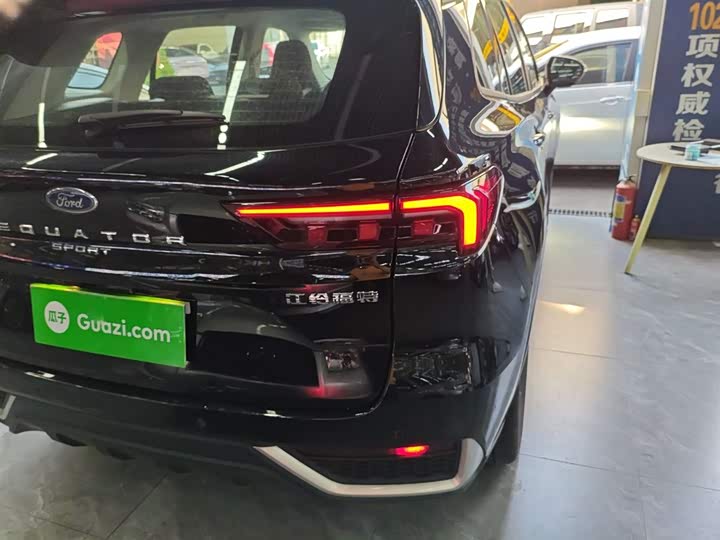 Фото 8 - Ford Equator Sport